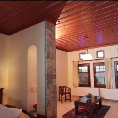 Palia Damouhari 4*